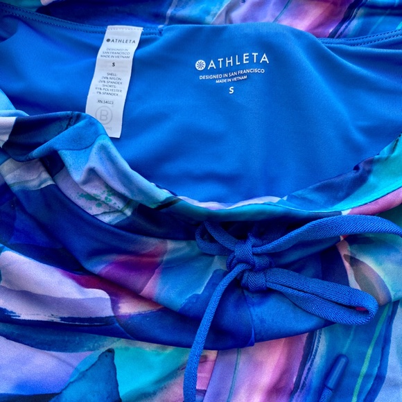 ATHLETA WAVEBREAK PRINTED SHORT - Picture 5 of 10